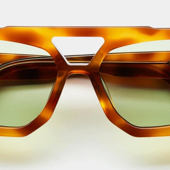 VEHLA Sunglasses - River - Honey Tort/Sage (OBO)